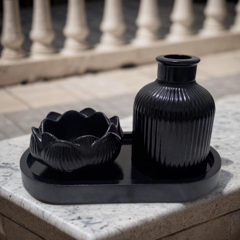 DECORAÇÃO DE LUXO - Kit 3 Vaso garrafa em gesso cerâmico , Brilhante - linha premium bandeja flor de lótus