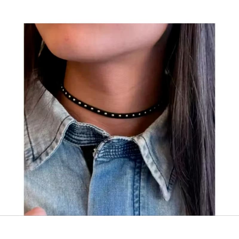 Choker Gargantilha Colar Cordão Courinho Camurça Preto,Nude,Marrom com Tachinhas Vintage Western Country