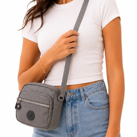 Bolsinha Tiracolo Pequena Lateral Transversal de Ombro em Nylon Tactel Feminina Masculina