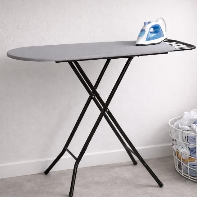 Mesa de Passar Roupas 117 cm de Qualidade Preta com Suporte para o Ferro
