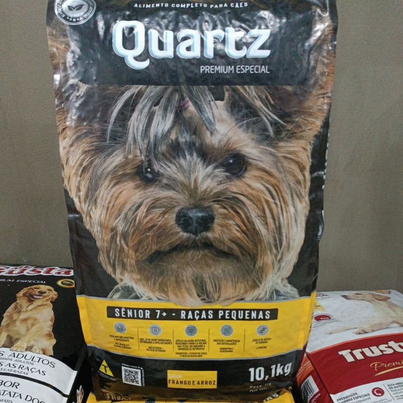 ração Premium especial quartz cães sênior pequeno e mini 10,1 kg atenção validade 09/26