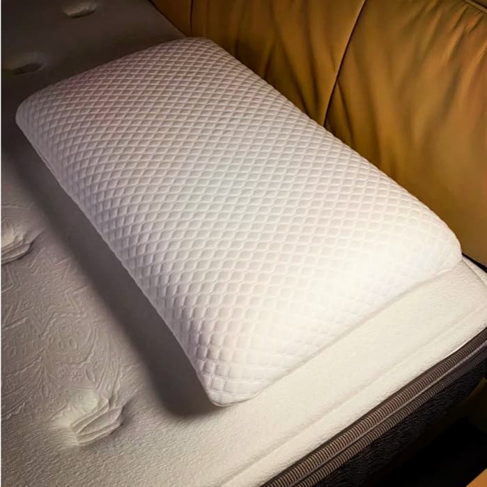 Liquida Travesseiro Estilo Nasa Firme Alto 70x50cm Branco Macio Antialérgico