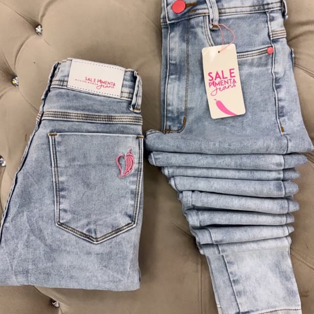 CALÇA JEANS PREMIUM MODELO EMPINA BUMBUM COM LYCRA BÁSICA