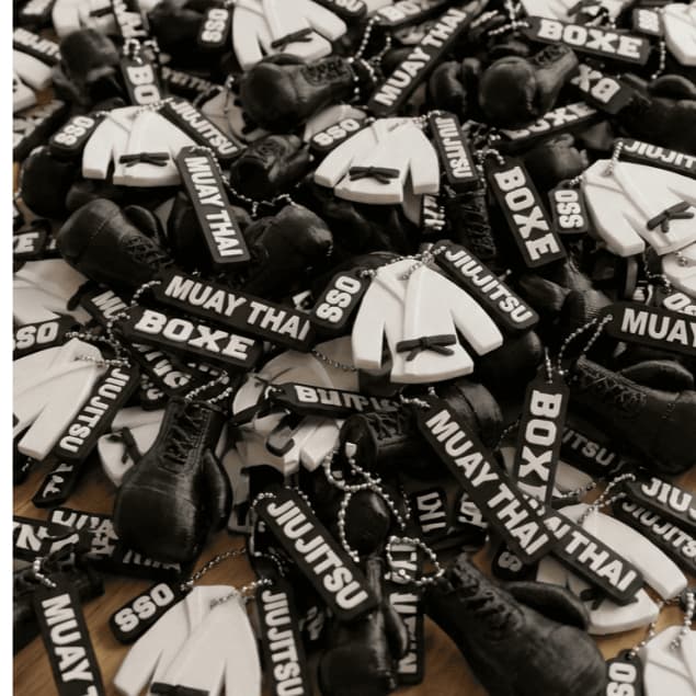 Kit Chaveiros Atacado 100 Unidades | Boxe, Muay Thai e Jiu-Jitsu | Brindes para Academias Eventos e Equipes kimono luva