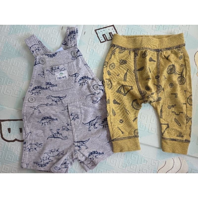 [Desapego Carters e Zar*] Jardineira moletom cinza 6 meses e calça da Zar* bebe menino