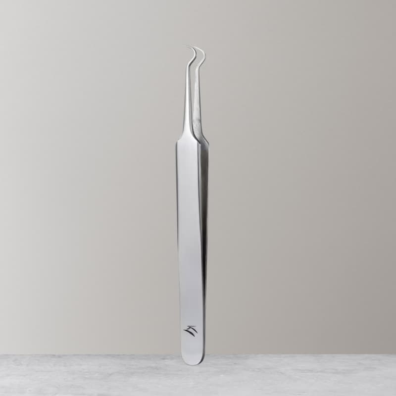 Pinça Ponta Arredondada para Cílios e Limpeza de Pele Aço Inox Esterilizável TW-6600 Klass Vough