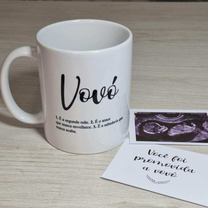 Caneca Revelação Anúncio de Gravidez Promovido a Vovô, Vovó, Titio ou Titia