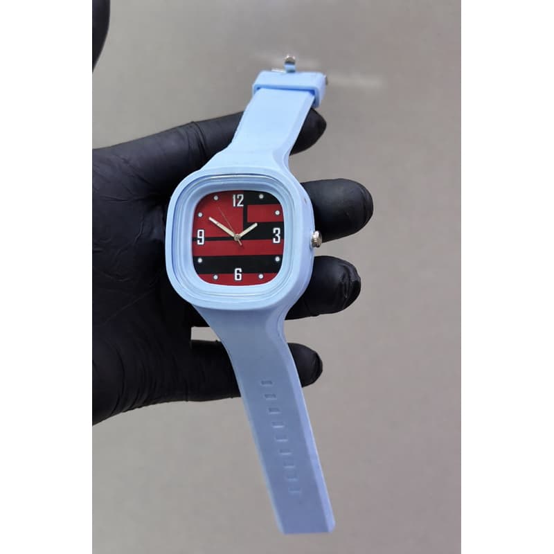 Relógio infantil super estiloso e confortável. Ideal para acompanhar a criançada em todos os momentos! ⌚💙
