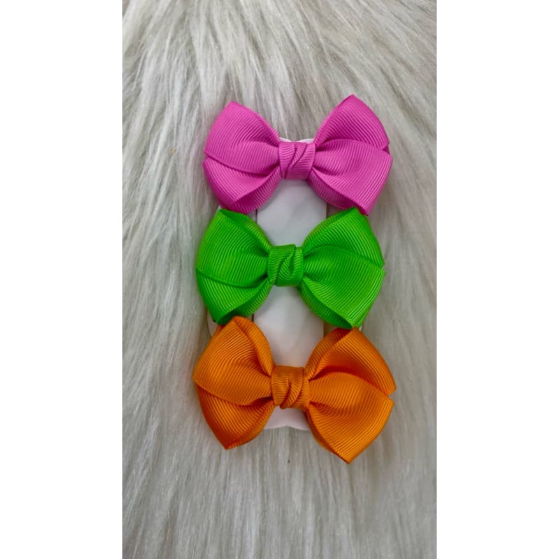 Kit 3 laços infantis - Laços na Presilha - Kit Com 3 Laços - Laços de fita - Laços de Cabelo