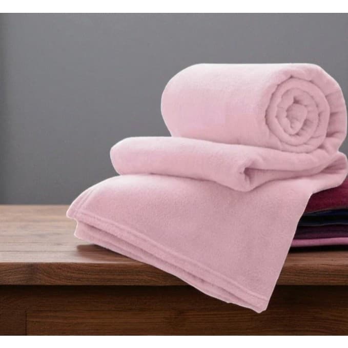 Kit com 1 2 3 OU 4 Mantas Macias e Confortáveis – Ideal para Sofá, Cama ou Viagem