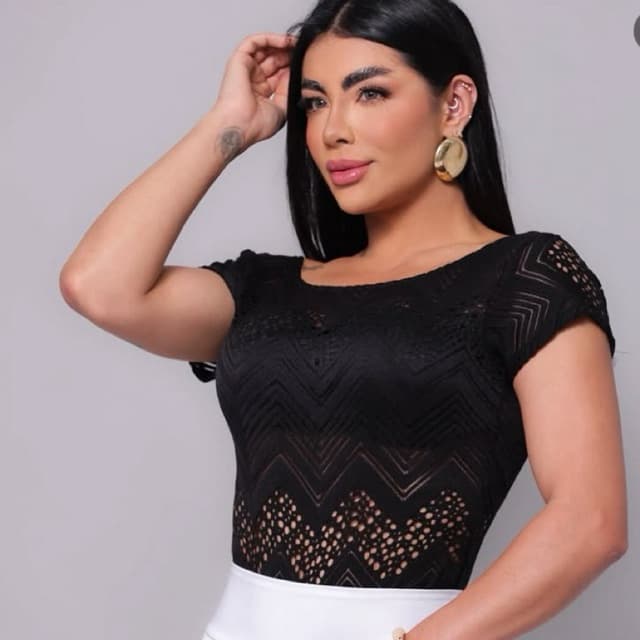 Body Renda Feminino com Bojo e Costas Nuas – Manga Curta, Forrado, Alta Qualidade, Tendência Body Feminino