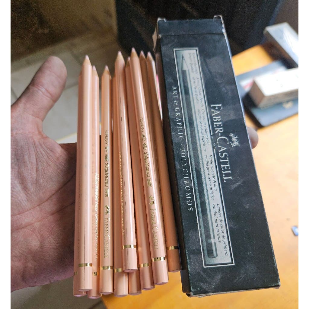 Caixa 12 Lápis Polychromos Faber-Castell Pele Clara 132 (Novo/Vintage)