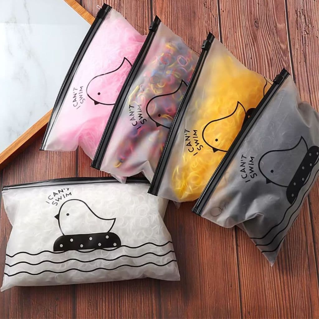 Kit com 500 Elásticos de Cabelo + Bolsa Organizadora – Xuxinha Fina para Penteados