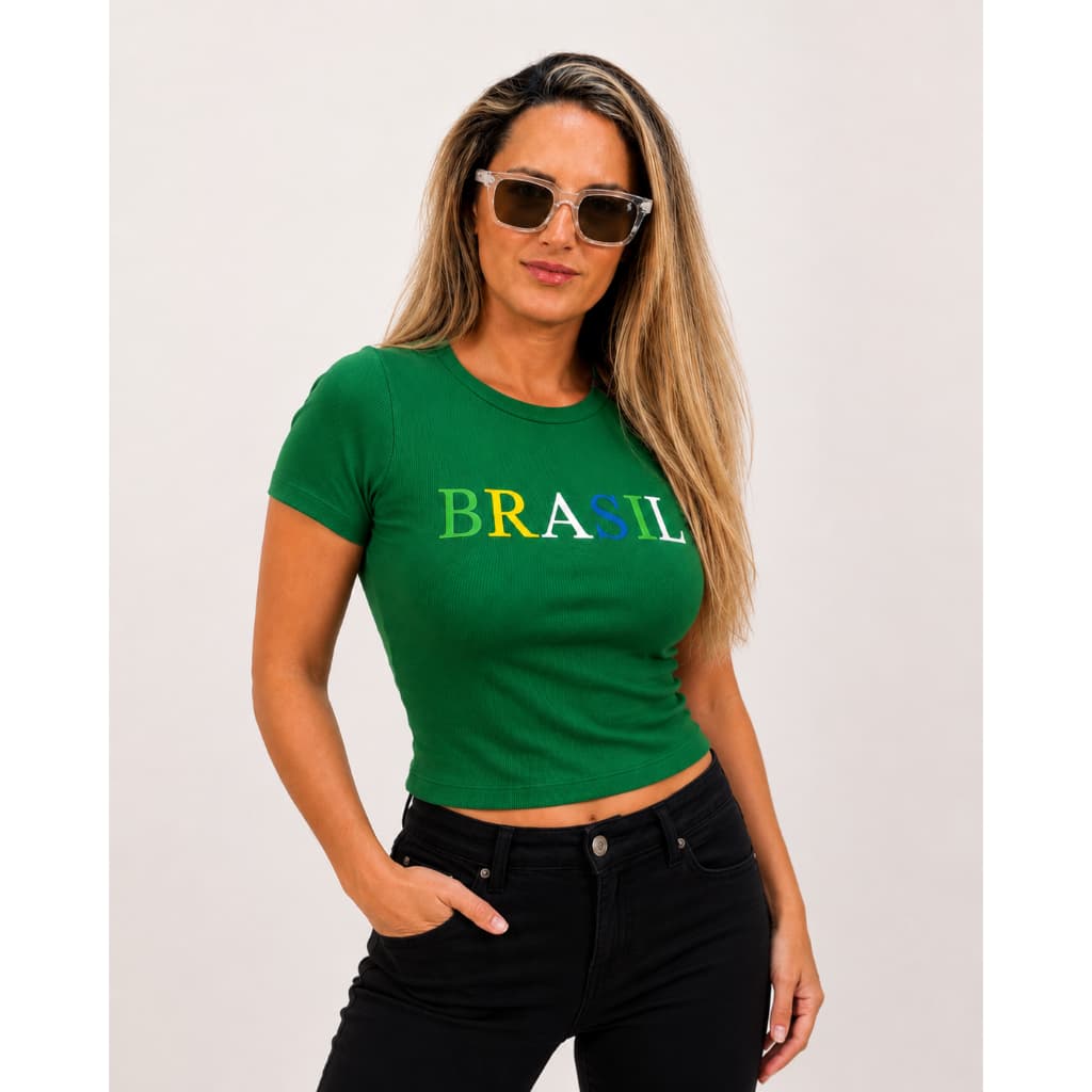 Camiseta Cropped Verde Brasil Ajustada G + Óculos de Sol Moderno Marrom