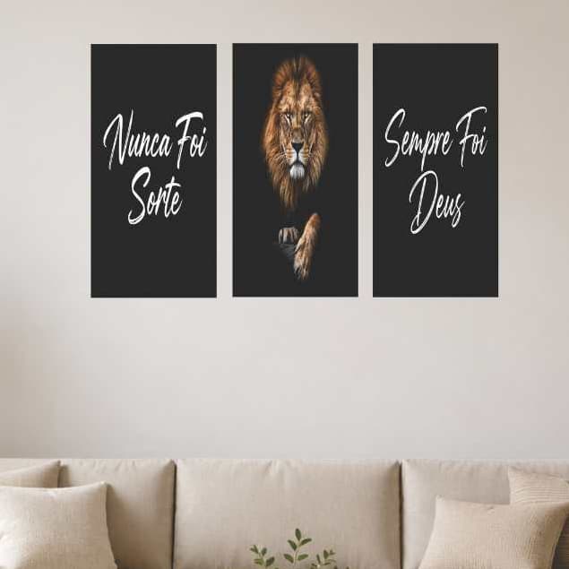 Kit Quadros Decorativos Leão Frase Sempre Foi Deus Nunca Foi Sorte 45x20cm