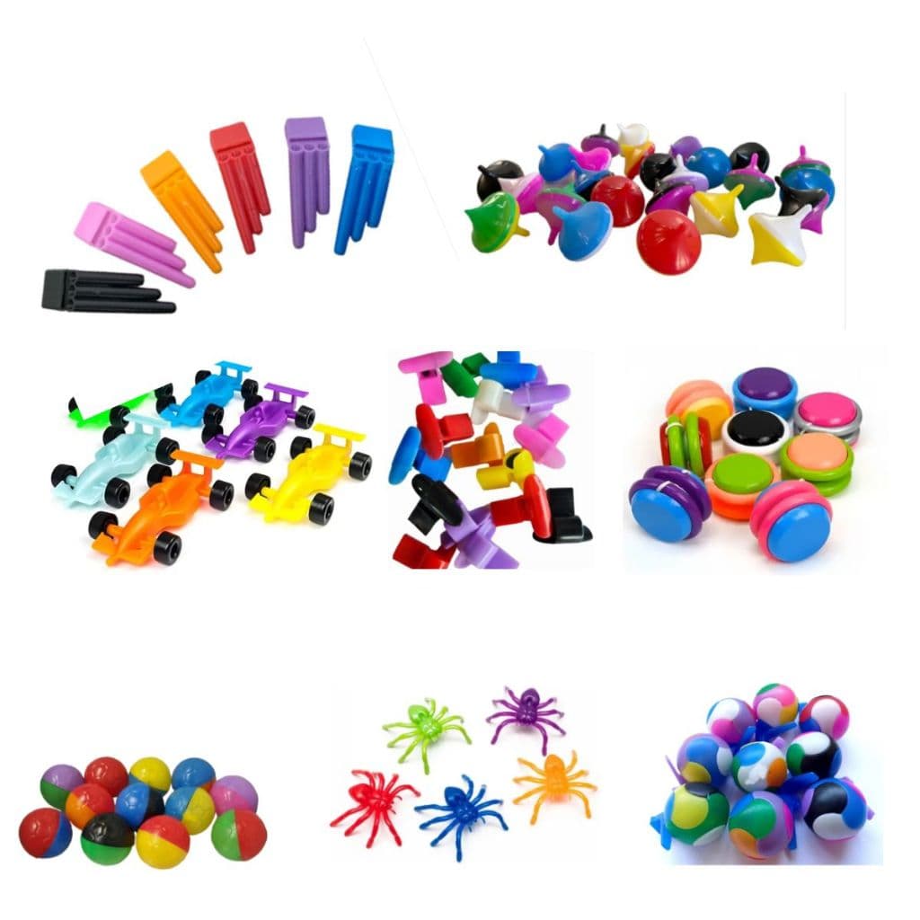 Mini Brinquedo Apito Bola Futebol Aranha Carrinho ioio Pião Lembrancinha Festa Maquete
