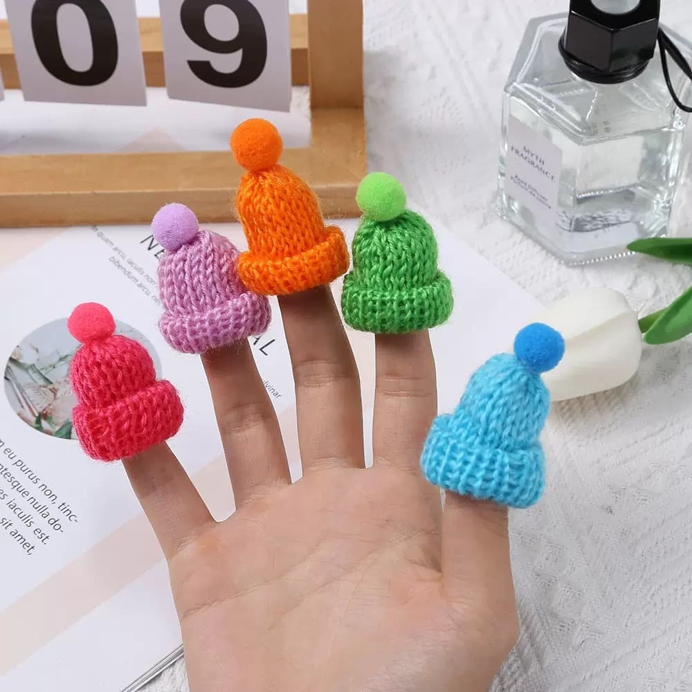 Mini Gorro de Lã para Miniaturas Casa de Boneca DIY Decoração Artesanato