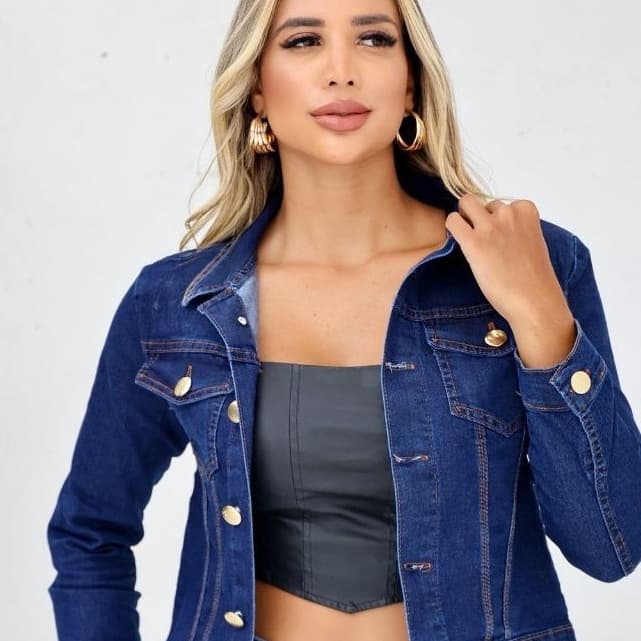 Jaqueta Jeans Feminina - Linha Premium com barra e a Desfiada