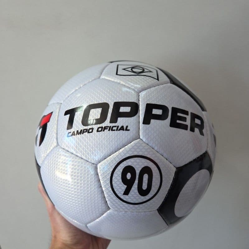 Bola de Futebol Topper Campo Oficial Nº 5 – Alta Durabilidade e Desempenho