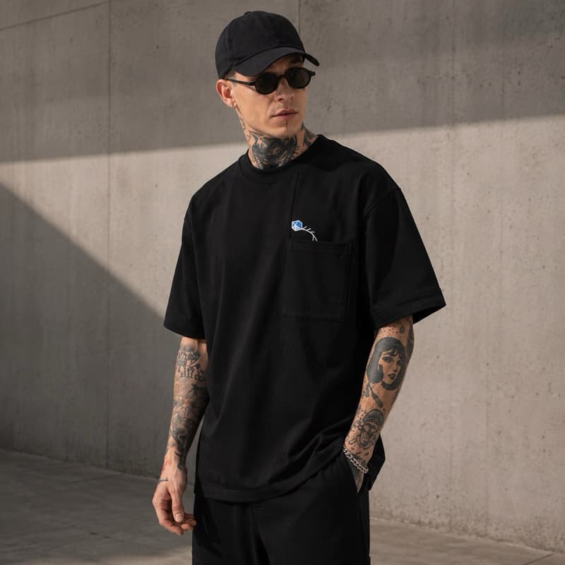 Camiseta Oversized Streetwear Algodão Premium  Símbolo Pipa Pequeno Frontal Envio Rápido