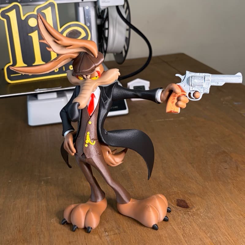 Action Figure Wile E. Coyote – Estilo Peaky Blinders