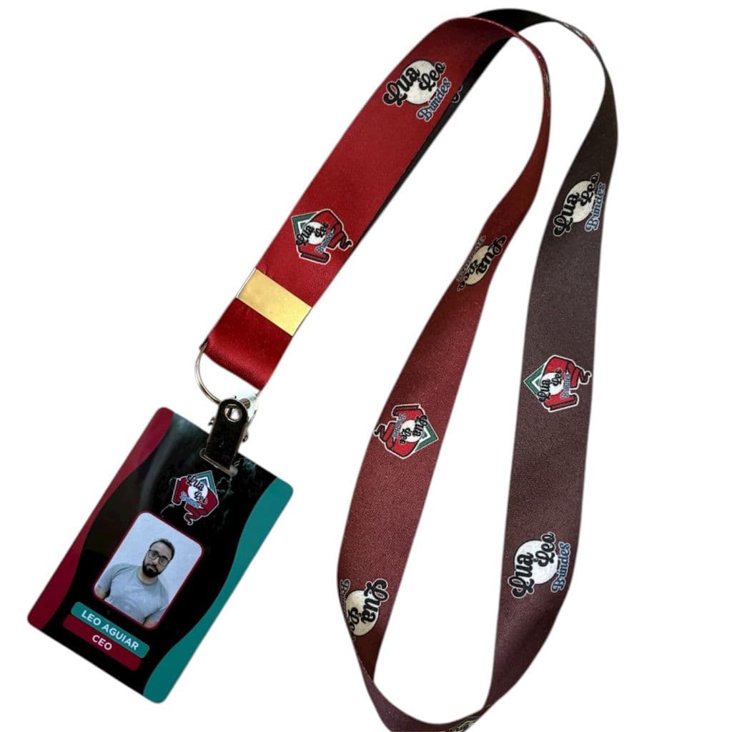 10 Crachás PVC & 10 Cordões 20mm Poliéster Acetinado Personalizados Arte Digital