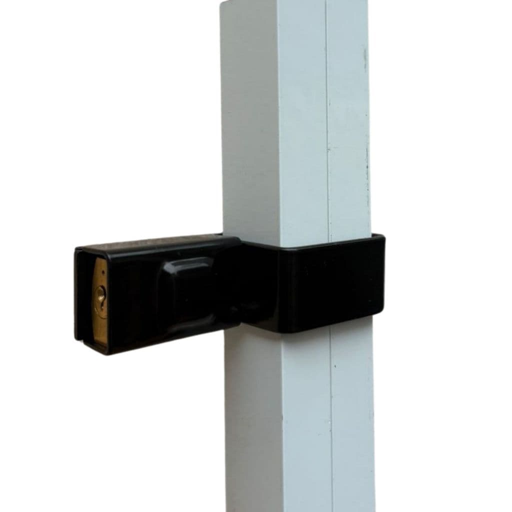 Trava para portão de garagem com cadeado 30mm medida 5cm x 3,5cm