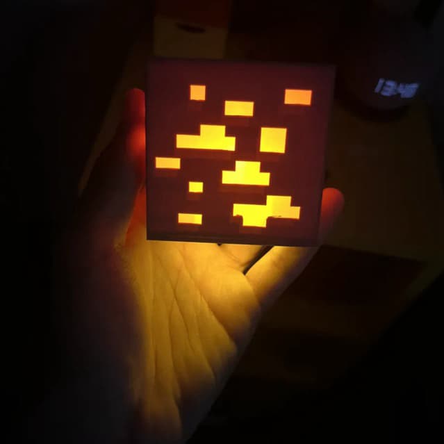 Luminária Redstone Ore Minecraft - Night Light Gamer - Presente Nerd Geek