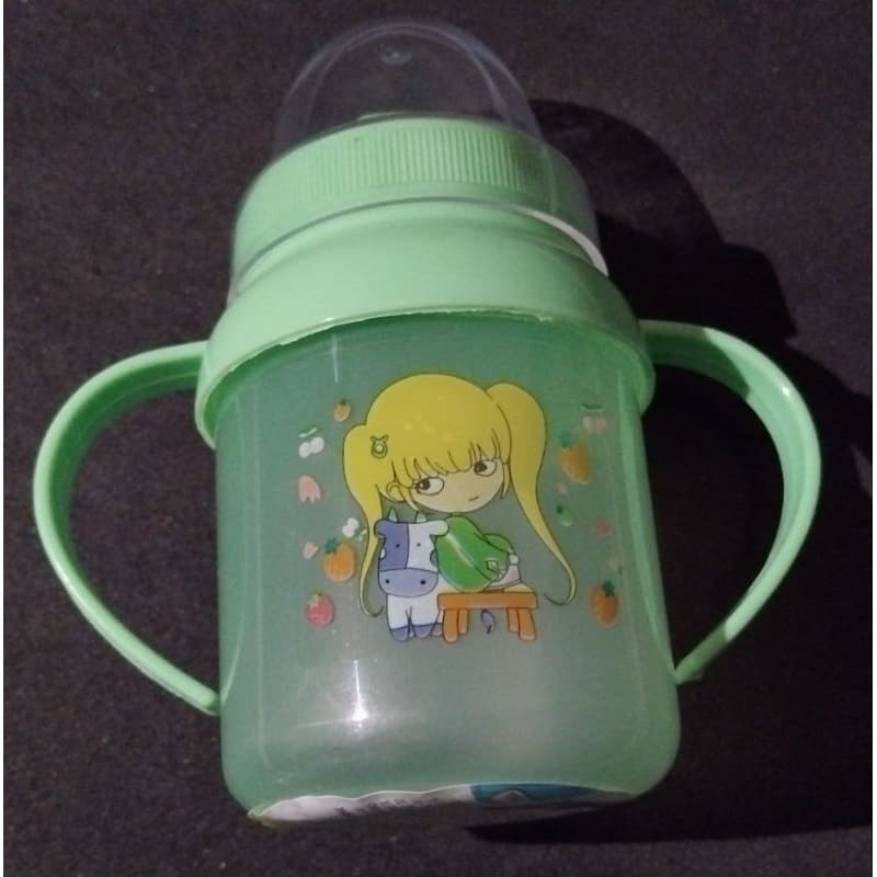 copo infantil com tampa 200ml
