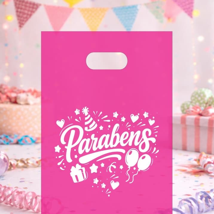 Sacola de Aniversário Lembrancinha Personalizada com Parabéns Plástica Festa Infantil Masculina/Feminina tamanho 20x30