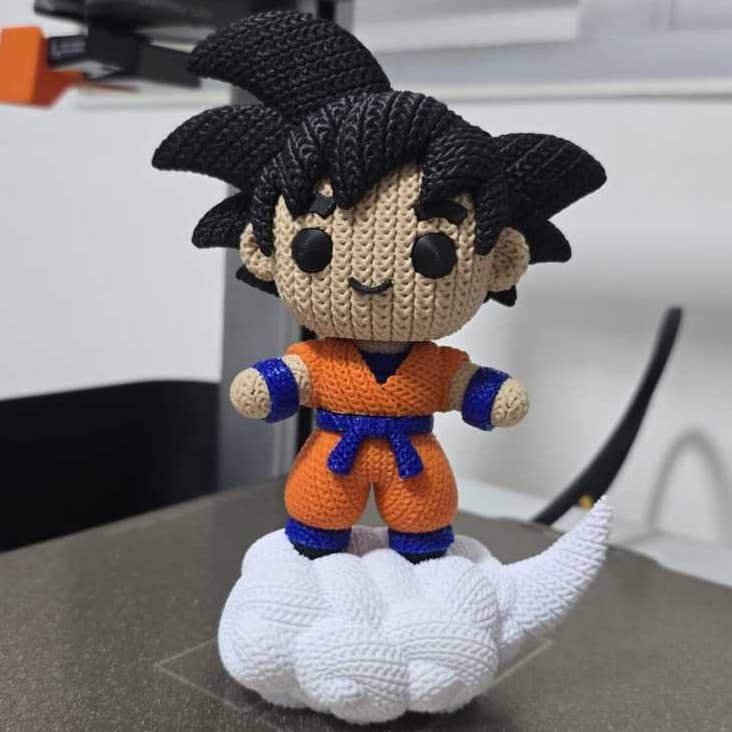 Goku DBZ Miniatura Decorativa Estilo Crochê – Impressão 3D
