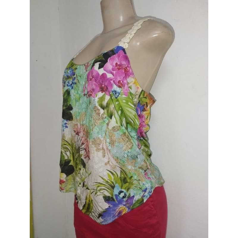 Blusa feminina verão estampada, veste 38/40.