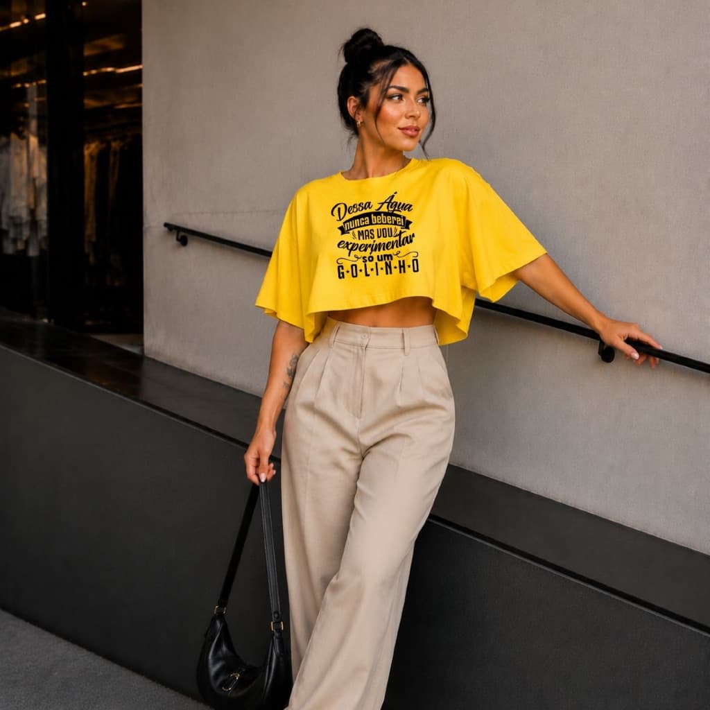Cropped feminino estampa dessa agua nunca camiseta t-shirt