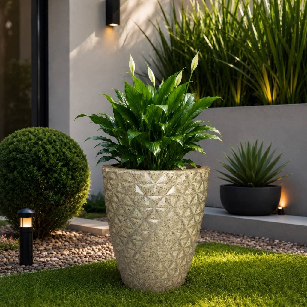 Vaso Para Decoração Flores e Plantas Polietileno Diamante P áreas interna e externa