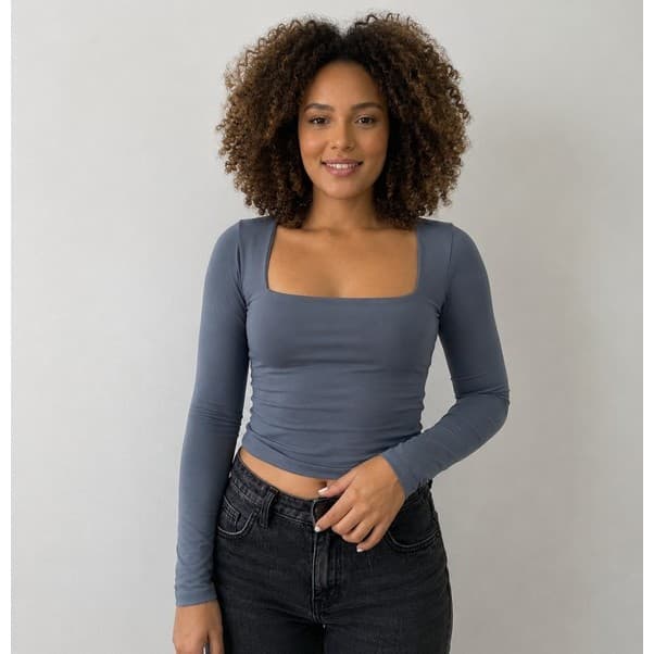 TOP CROPPED MANGA LONGA DECOTE QUADRADO FORRADO