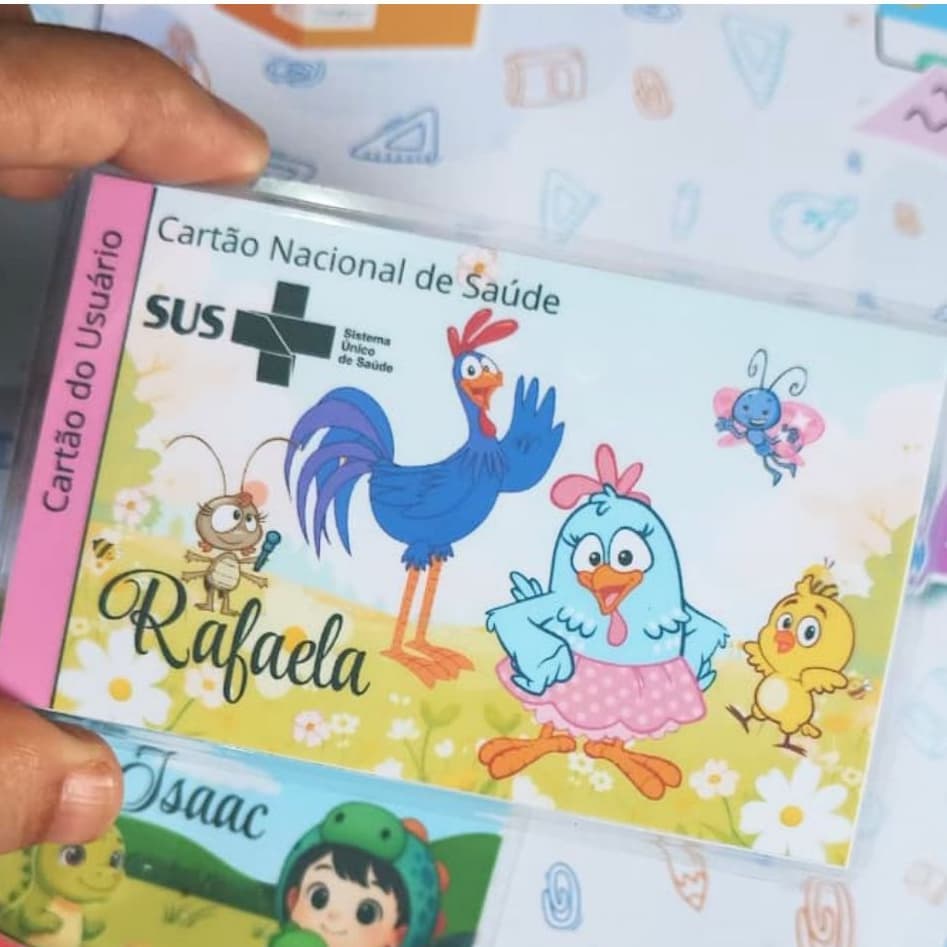 CARTÃO GALINHA PINTADINHA SUS PERSONALIZADO PLASTIFICADO 10X6