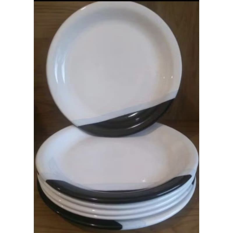Kit 6 Pratos de Sobremesa em Porcelana Branco e Preto – Design Moderno