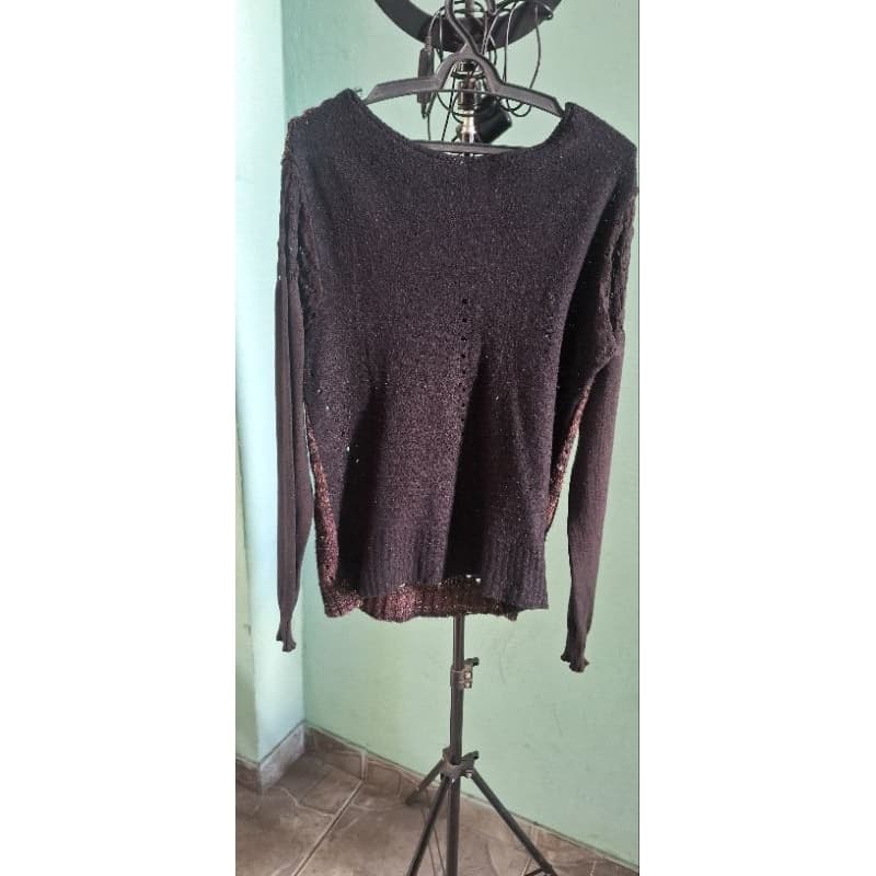 Blusa de tricô texturizado na cor preta G