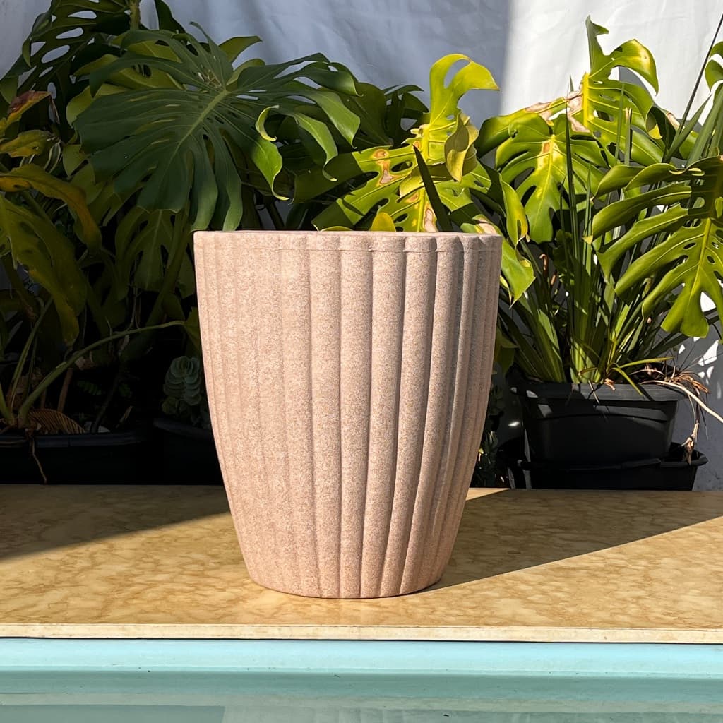 Vaso de Plantas Coluna Grega M 49x37 plantas naturais ou artificiais polietileno resistente leve  elegante  duravel
