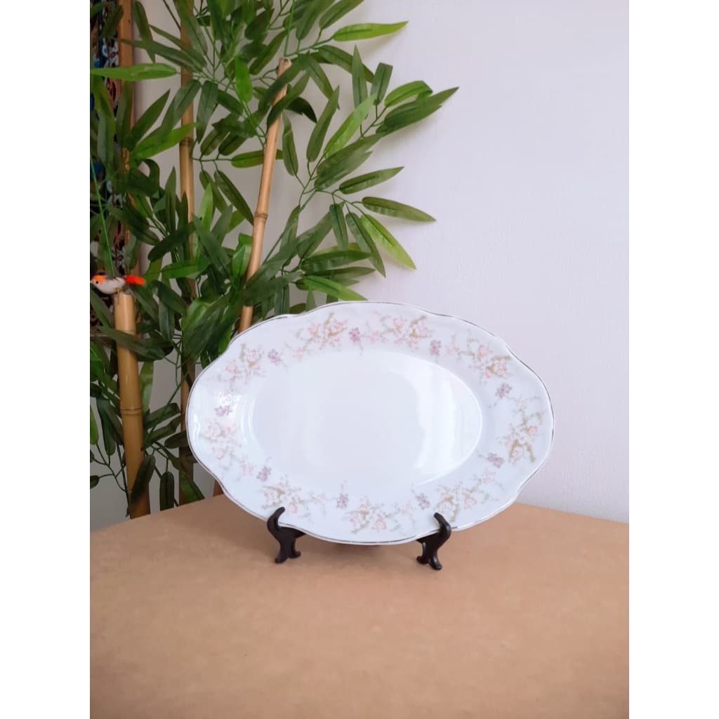 travessa em porcelana branca floral trabalhada schmidt