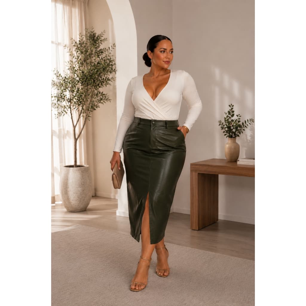 Saia Couro Fake Plus Size ALCmodas