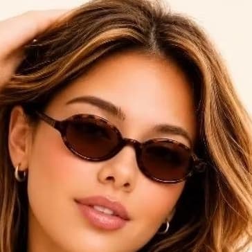Óculos Feminino de Sol Oval com Armação Tartaruga Retrô e Lente Marrom UV400, Design Elegante.