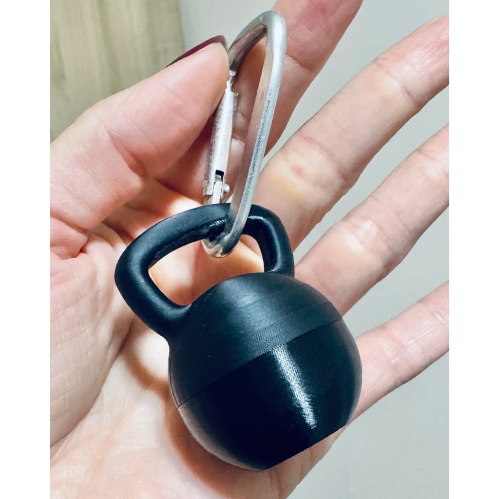 Chaveiro Kettlebell com Compartimento Secreto – Impressão 3D