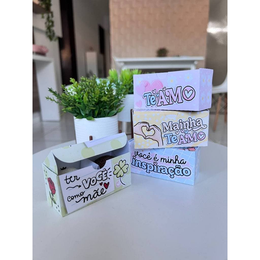Caixa 2 doces PERSONALIZADA/FAZEMOS TODOS OS TEMAS/Lembrancinha/Casamento/formaturas