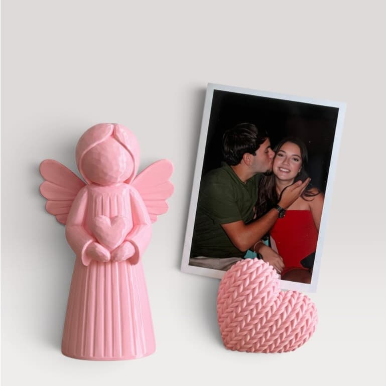 Porta Retrato Anjo Com Coração Decoração Sala Quarto Presente Batizado Casal Namorados Lembrancinha
