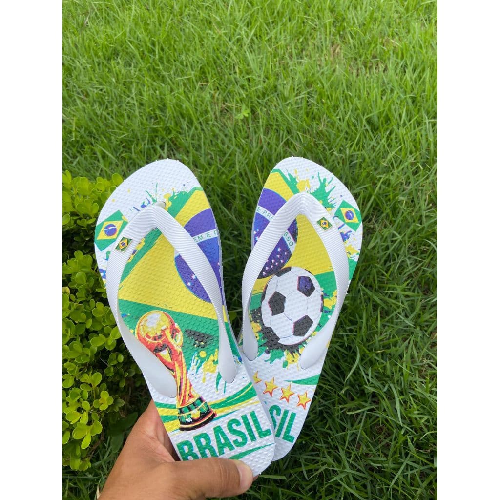 Brasil Pampa Chinelo ORIGINAL Super Macio EXCLUSIVO Copa do Mundo Detalhe em Ferro Adulto Infantil