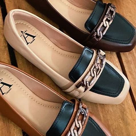 Sapatilha Feminina Mocassim Bico Quadrado Elegante e Confortável