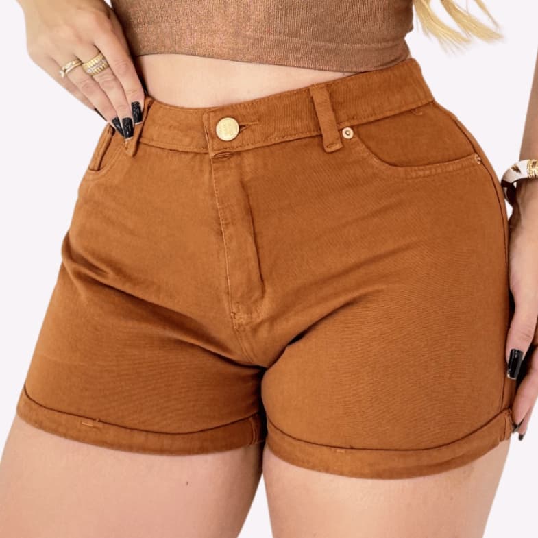 Short Jeans Feminino Com Modelagem Cintura Alta Com Bolsos