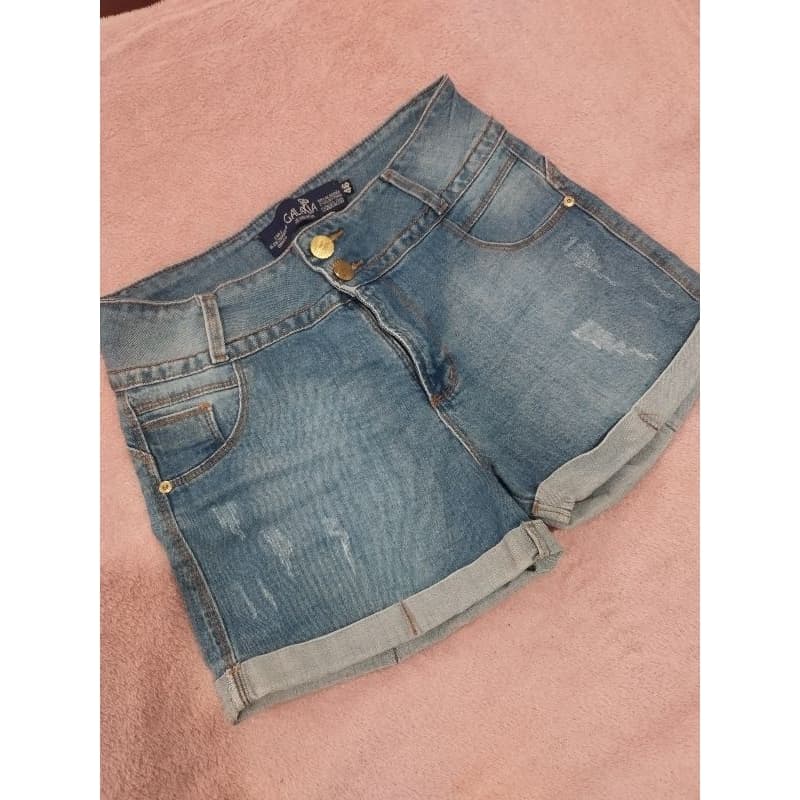 Bermuda jeans feminina, veste 44.