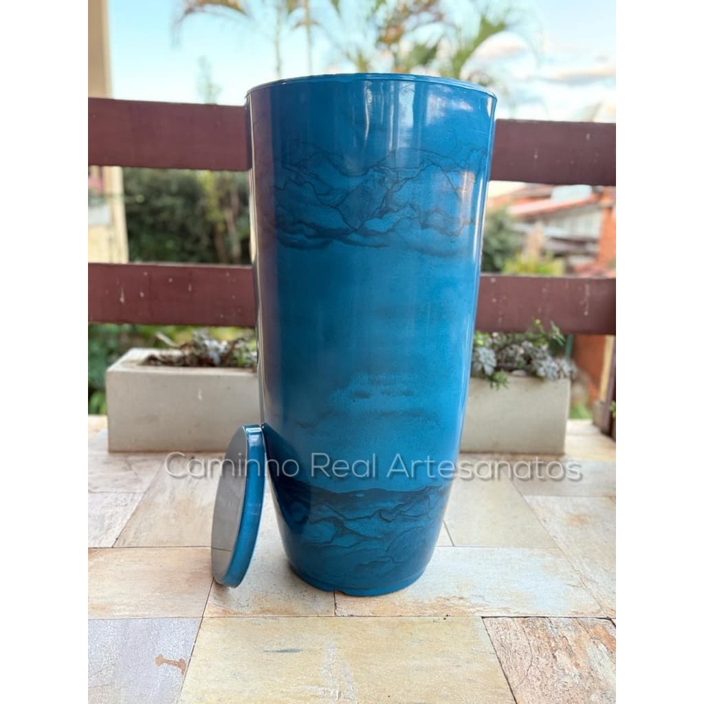 Vaso Gigante Polido de Polietileno - 86cm Altura e 42,5cm Largura